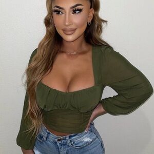 OOTDFash Green Ruched Long Sleeve Blouse